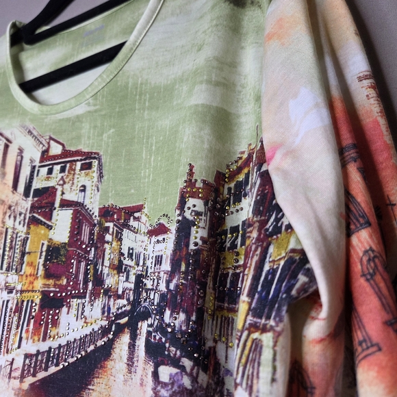 Alia Cityscape Bling Women's Top - Picture 6 of 8